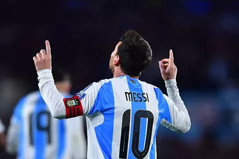 ميسي: لا أعتقد أنني سألعب كأس عالم مرة أخرى
